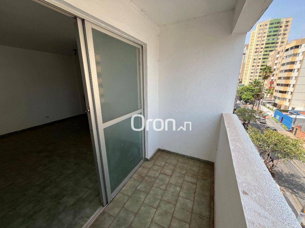 Apartamento à venda com 2 quartos, 62m² - Foto 5