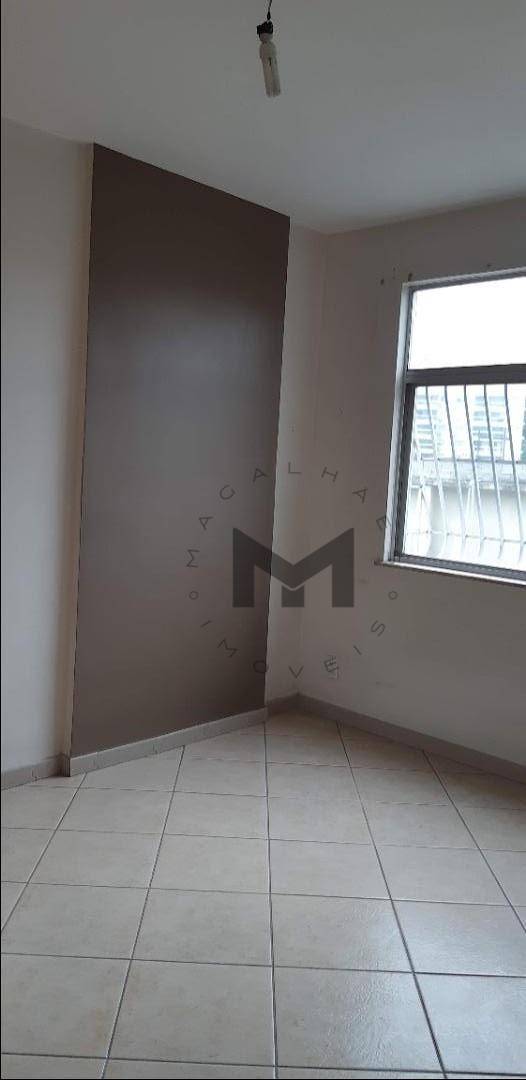 Apartamento à venda com 2 quartos, 79m² - Foto 18