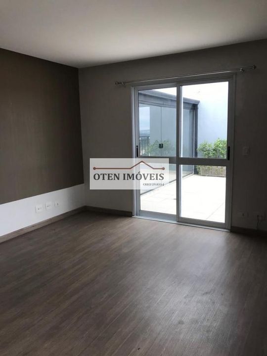 Cobertura à venda com 2 quartos, 205m² - Foto 2