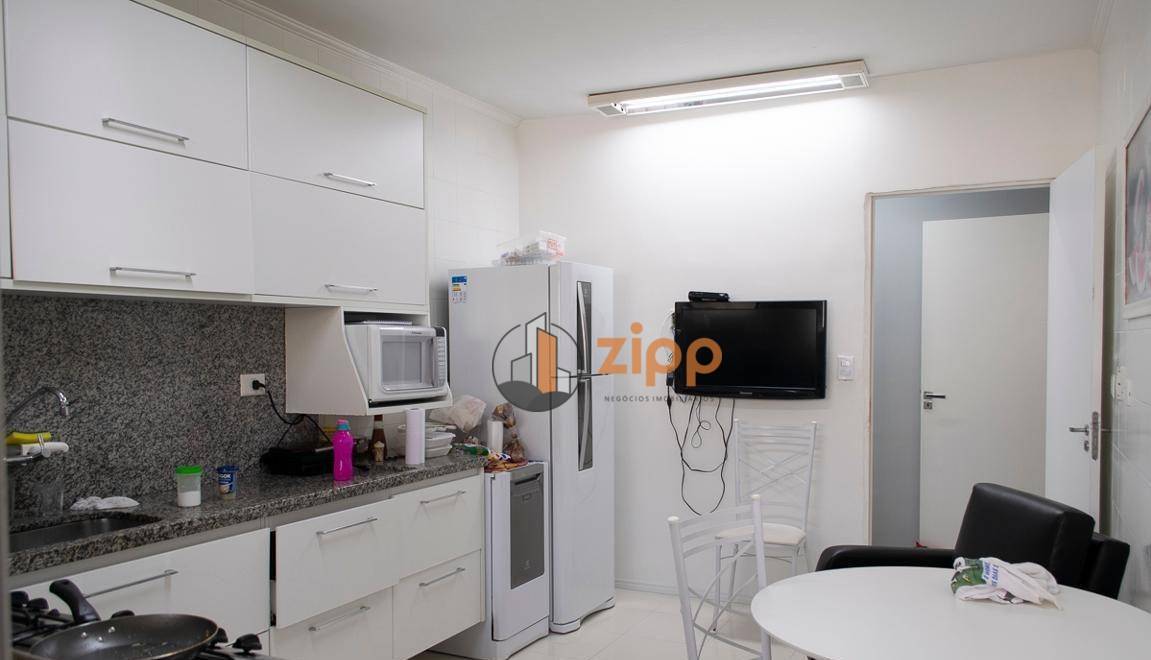 Apartamento à venda com 4 quartos, 170m² - Foto 18