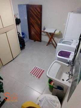 Sobrado à venda com 4 quartos, 231m² - Foto 4