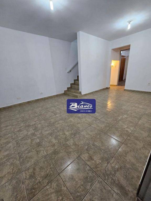 Sobrado à venda com 3 quartos, 134m² - Foto 3