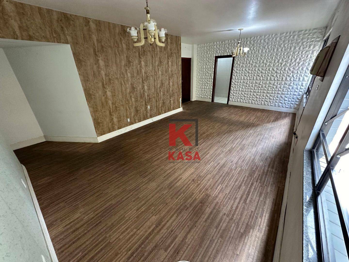 Apartamento, 3 quartos, 215 m² - Foto 2