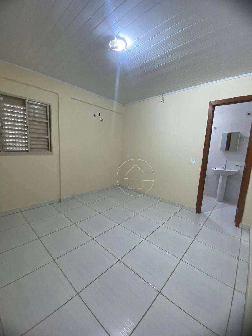 Casa à venda e aluguel com 3 quartos, 150m² - Foto 5