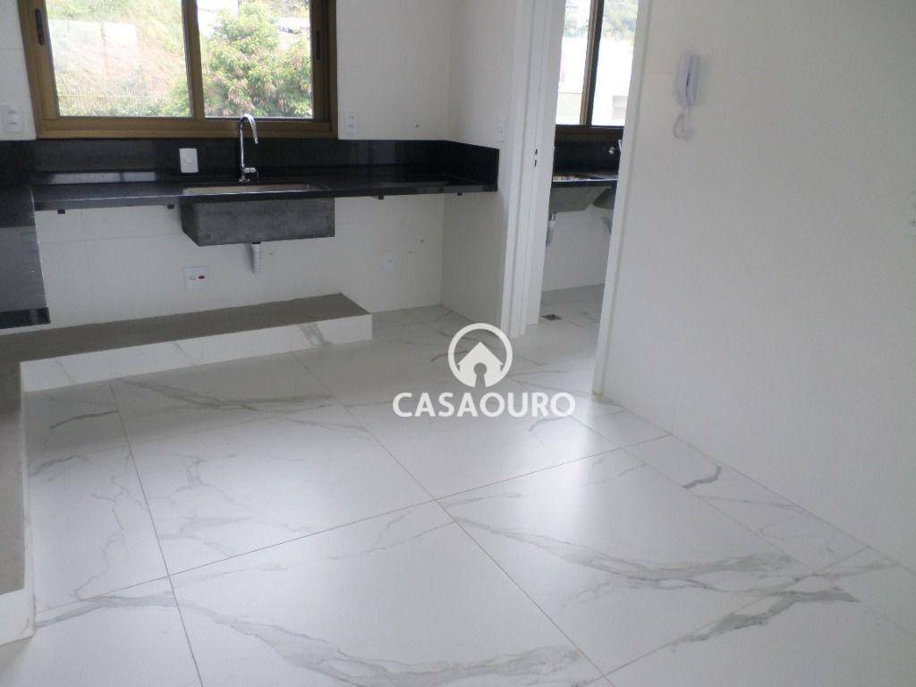 Apartamento à venda com 4 quartos, 186m² - Foto 21