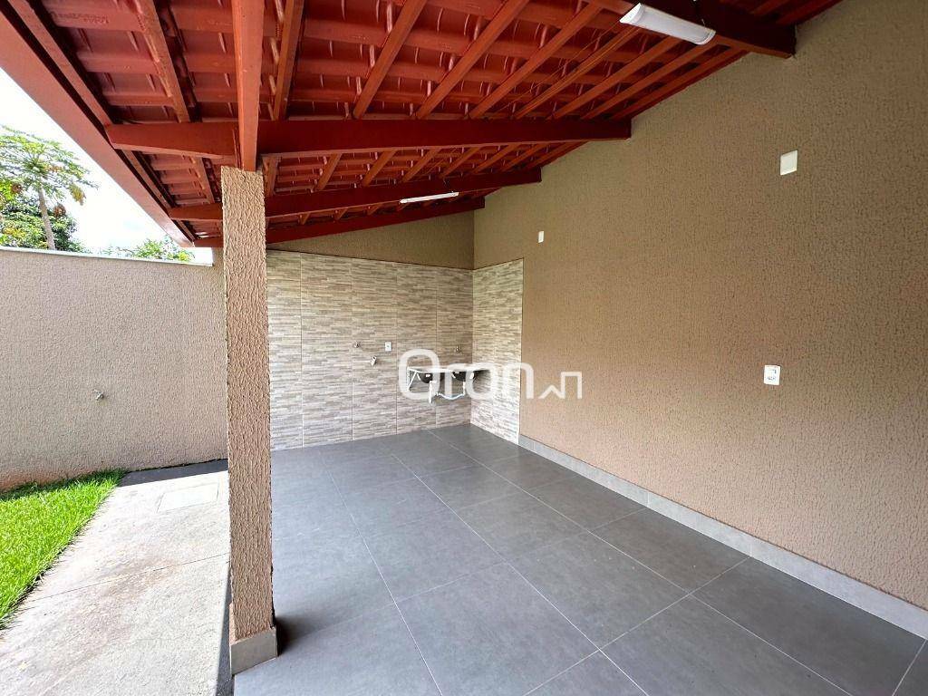 Casa à venda com 3 quartos, 145m² - Foto 14