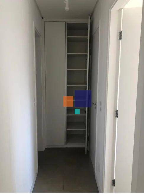 Apartamento para alugar com 2 quartos, 60m² - Foto 8