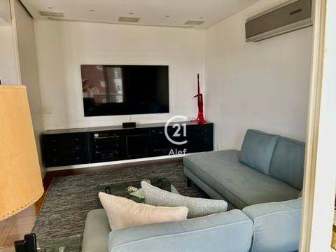 Apartamento à venda com 3 quartos, 307m² - Foto 10