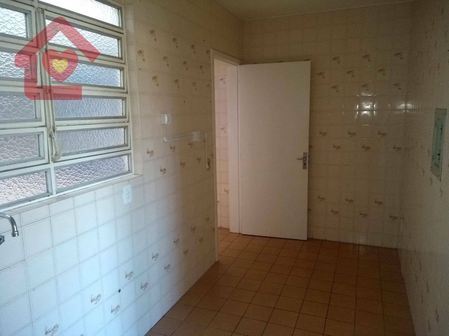 Apartamento para alugar com 3 quartos, 86m² - Foto 4