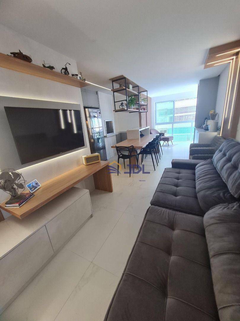 Apartamento à venda com 3 quartos, 94m² - Foto 3