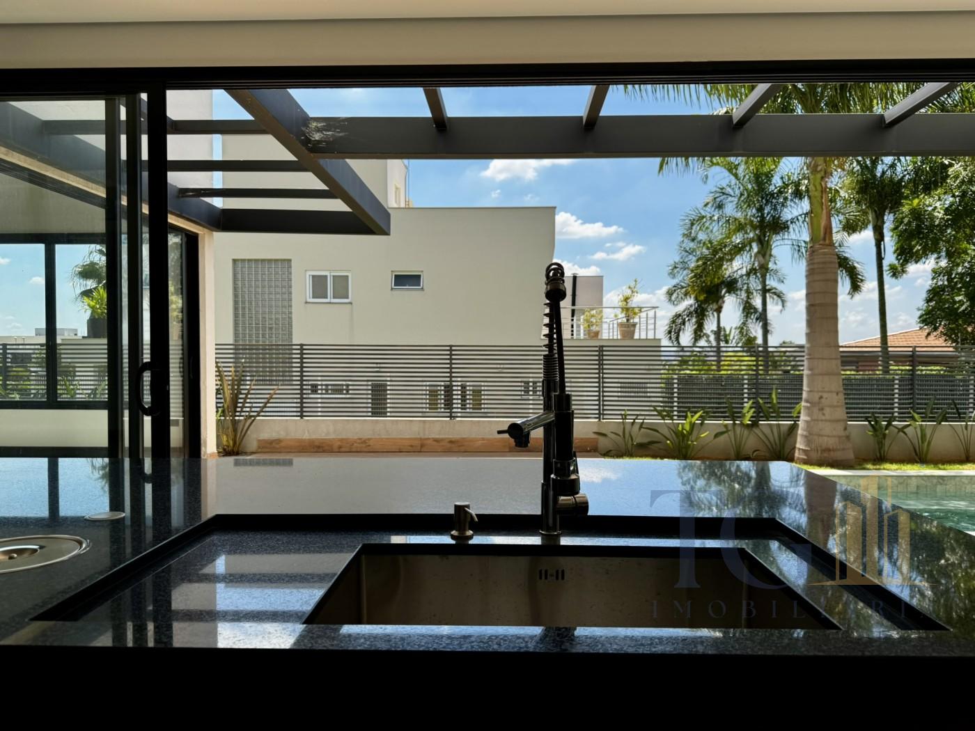 Casa de Condomínio à venda com 4 quartos, 420m² - Foto 12