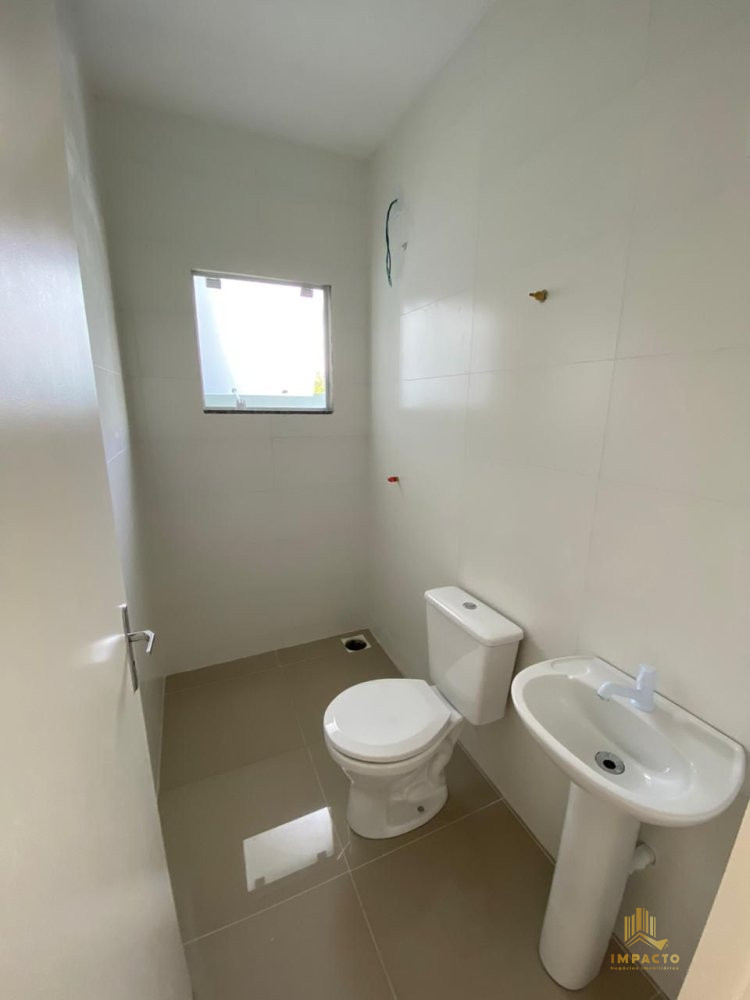 Casa à venda com 2 quartos, 50m² - Foto 8