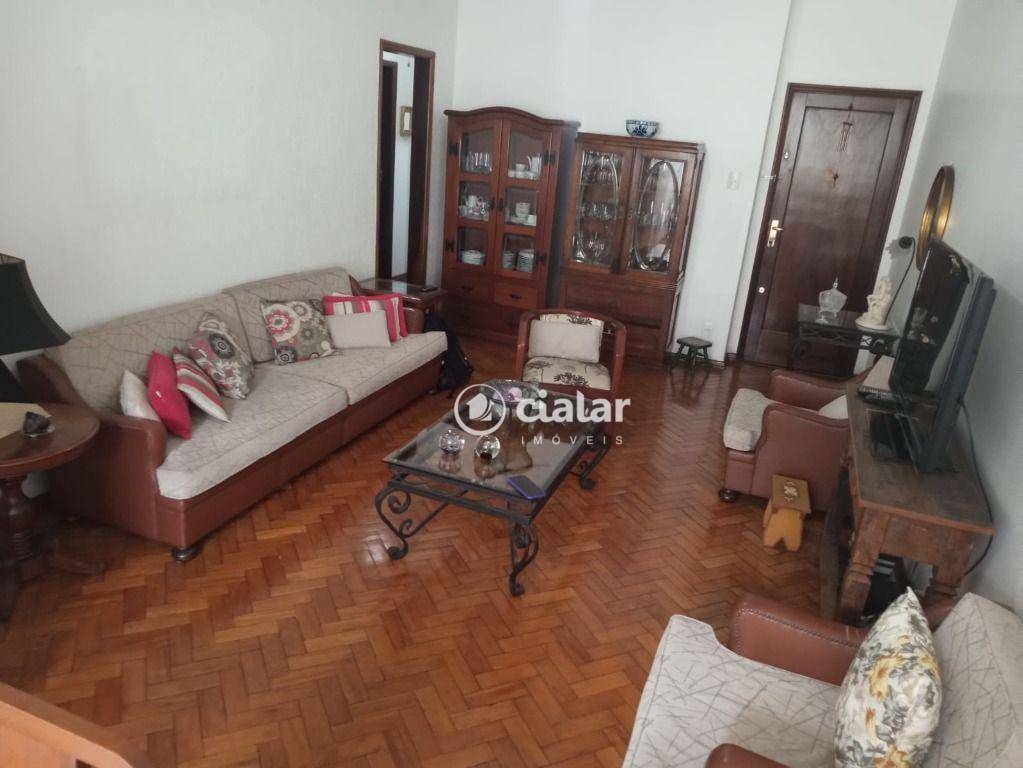 Apartamento à venda com 3 quartos, 94m² - Foto 1