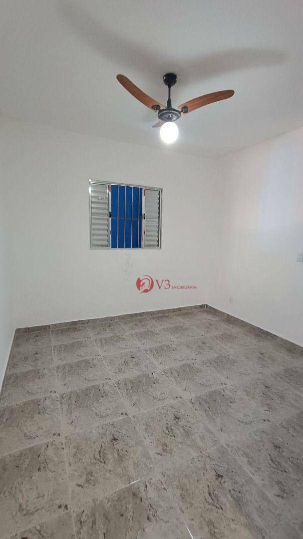 Casa à venda com 2 quartos, 65m² - Foto 25