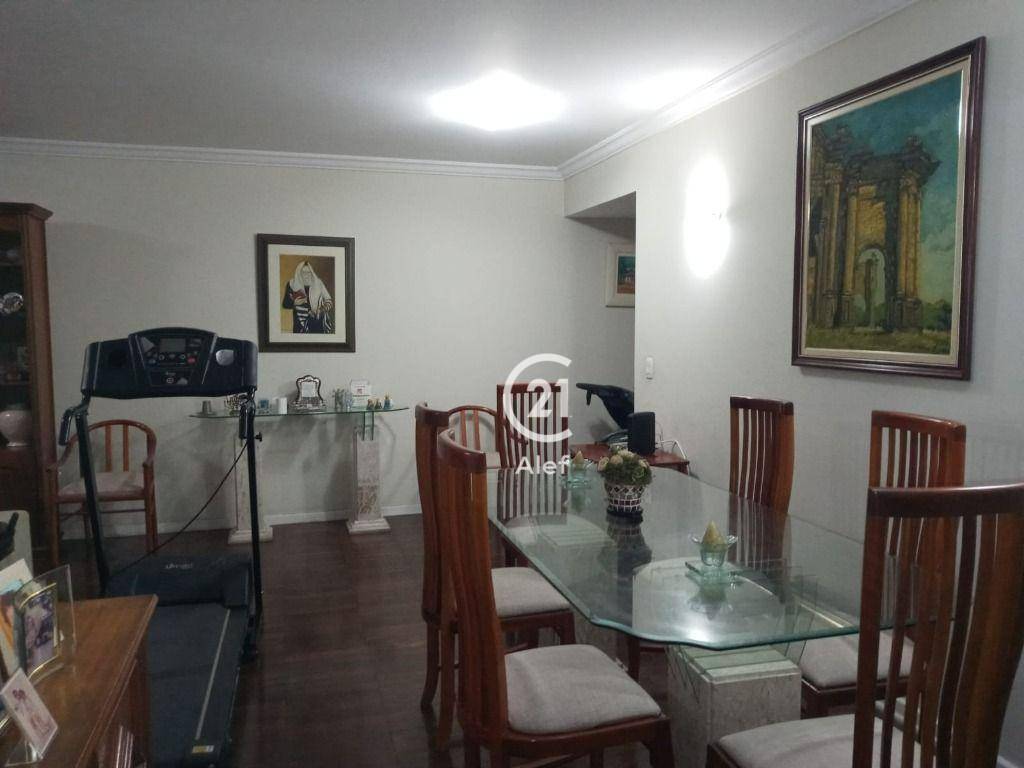 Apartamento à venda com 3 quartos, 130m² - Foto 11