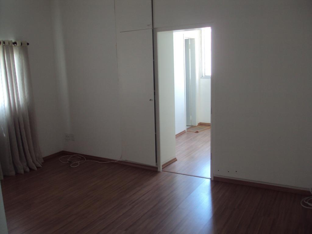 Apartamento para alugar com 1 quarto, 40m² - Foto 6