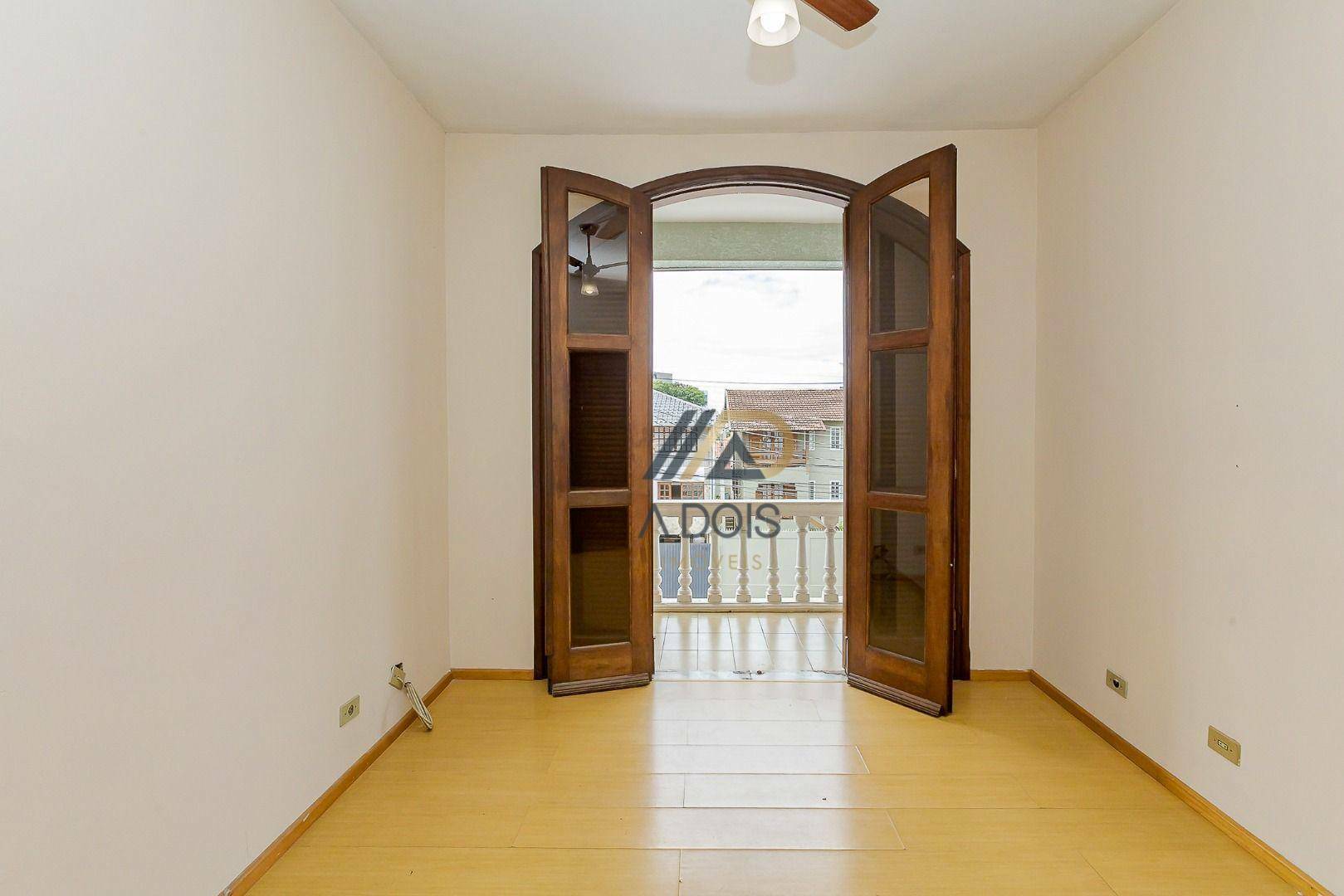 Sobrado à venda com 4 quartos, 320m² - Foto 32