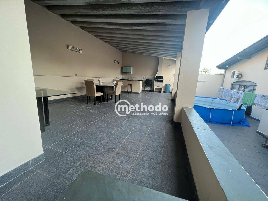 Casa à venda com 3 quartos, 250m² - Foto 8