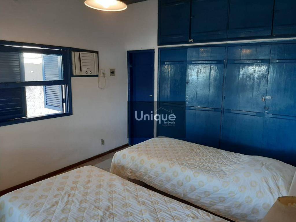 Casa à venda com 4 quartos, 250m² - Foto 6