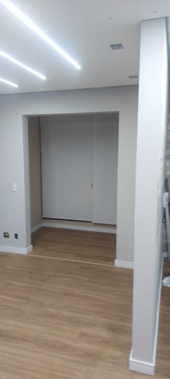 Apartamento à venda com 2 quartos, 62m² - Foto 8