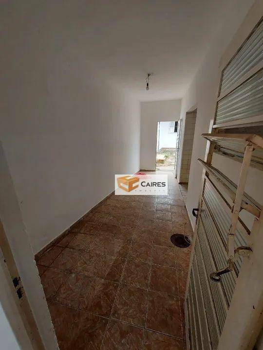 Casa à venda com 3 quartos, 271m² - Foto 9