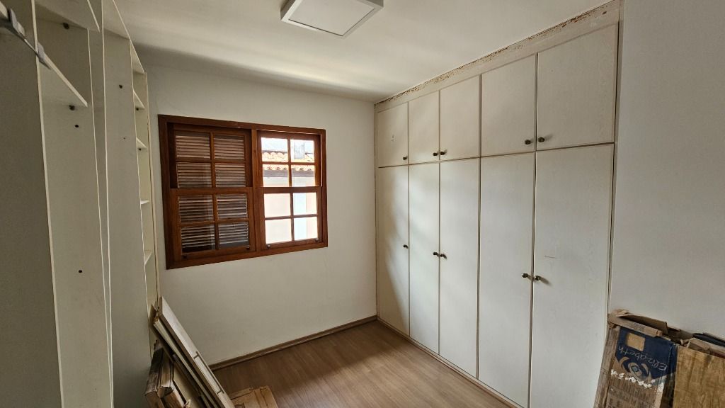 Casa de Condomínio à venda com 4 quartos, 270m² - Foto 36