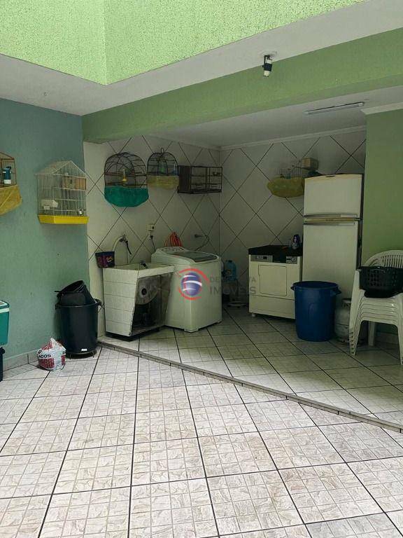 Sobrado à venda com 3 quartos, 219m² - Foto 21