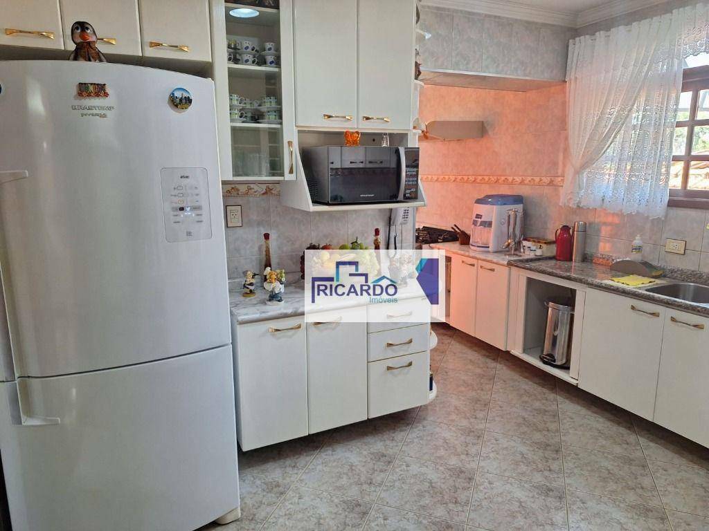 Sobrado à venda com 3 quartos, 170m² - Foto 5