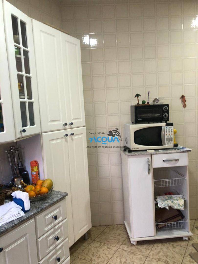 Apartamento à venda com 2 quartos, 70m² - Foto 3