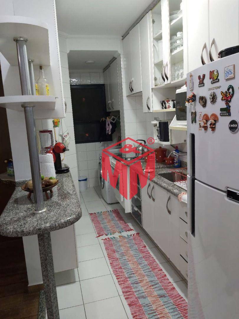 Apartamento à venda com 1 quarto, 50m² - Foto 5