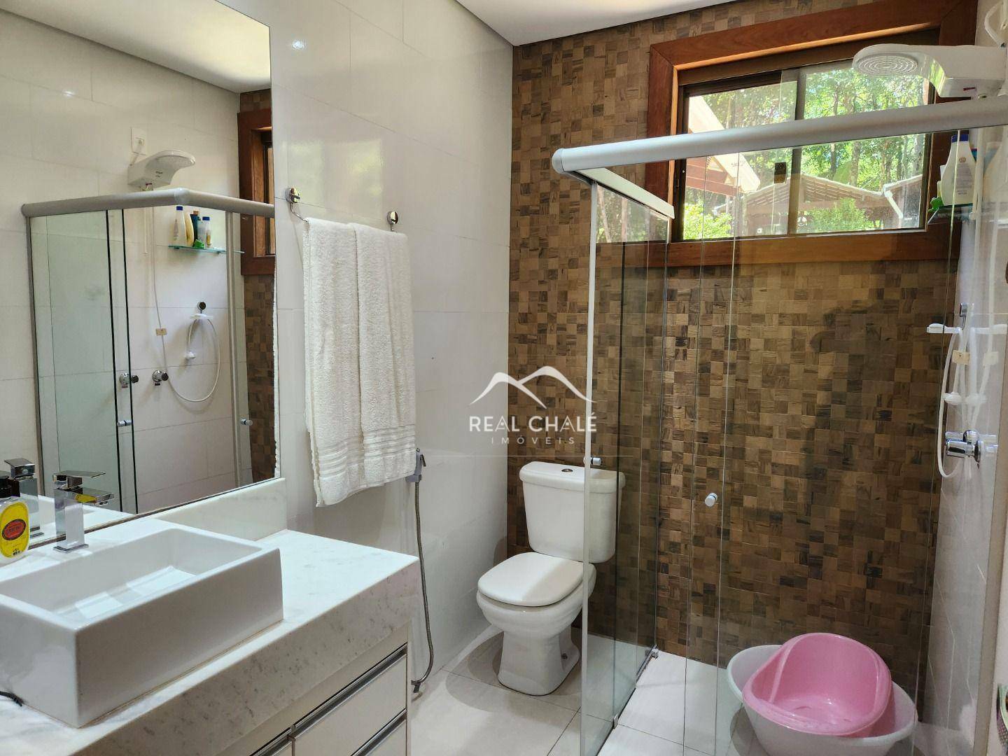 Casa de Condomínio à venda com 4 quartos, 290m² - Foto 24