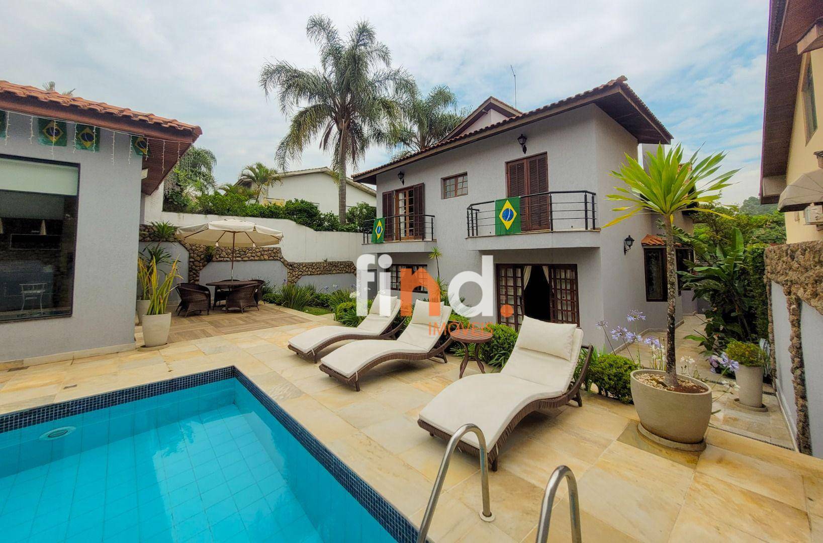 Casa de Condomínio à venda com 4 quartos, 324m² - Foto 1