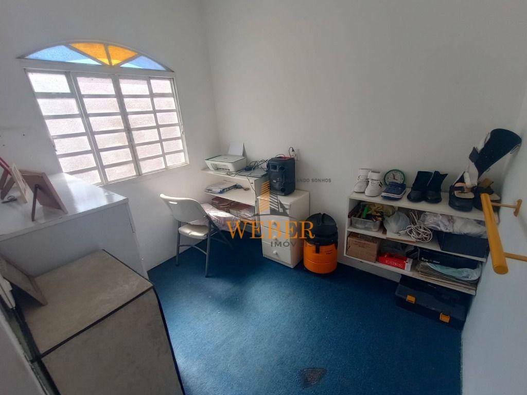 Sobrado à venda com 4 quartos, 200m² - Foto 21