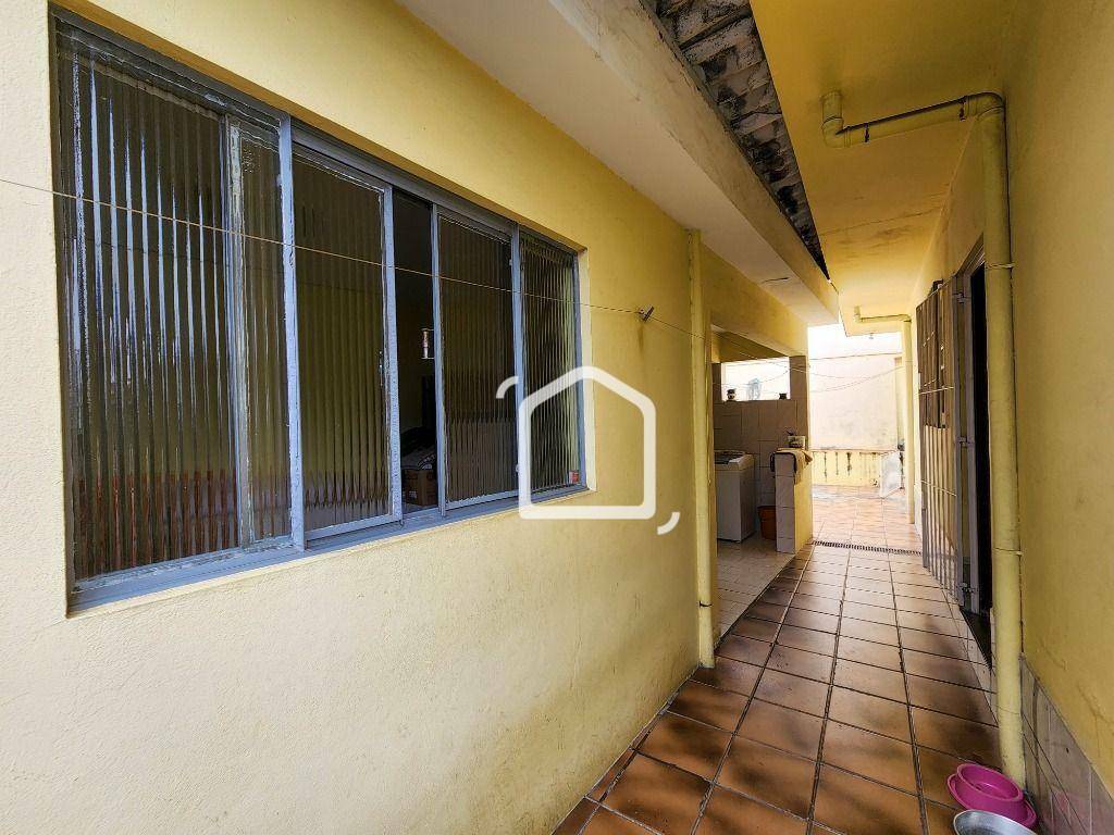 Casa à venda com 3 quartos, 131m² - Foto 28