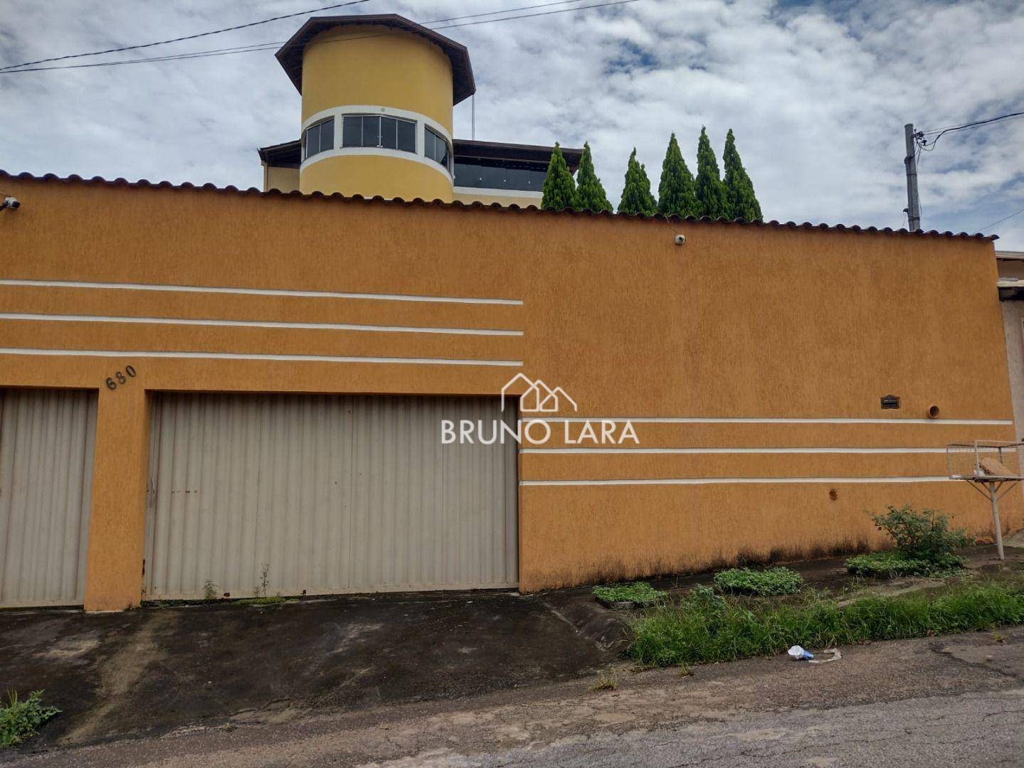 Casa, 5 quartos, 240 m² - Foto 2