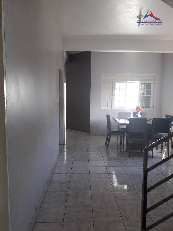 Casa à venda com 3 quartos, 450m² - Foto 24