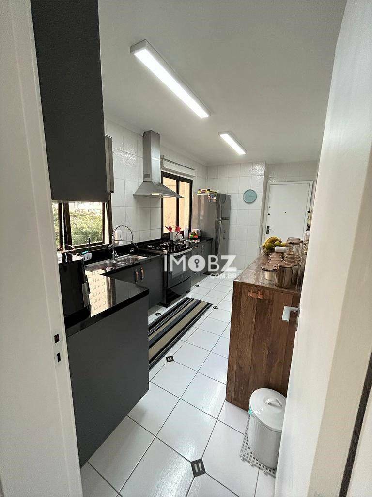 Apartamento à venda com 4 quartos, 130m² - Foto 26