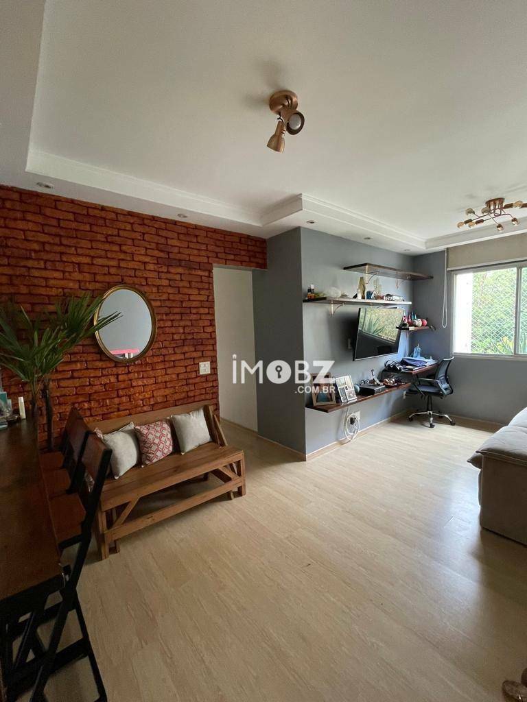 Apartamento à venda com 3 quartos, 68m² - Foto 2