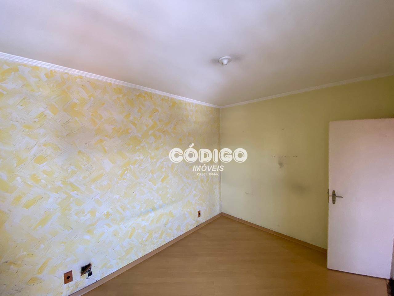 Apartamento à venda com 2 quartos, 64m² - Foto 21