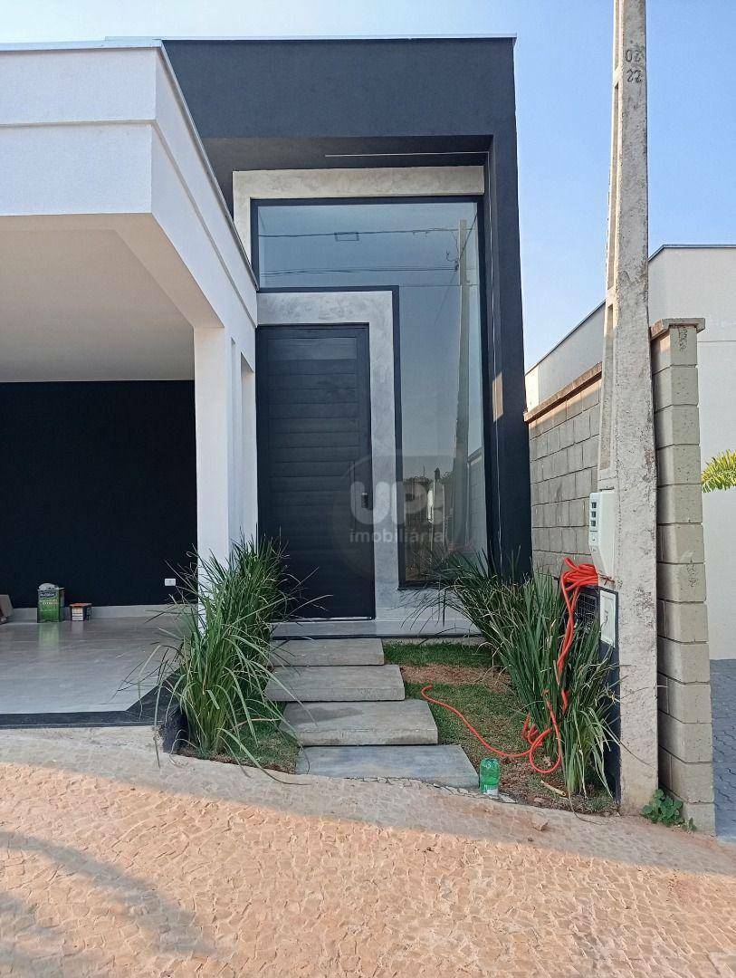 Casa de Condomínio à venda com 3 quartos, 140m² - Foto 2