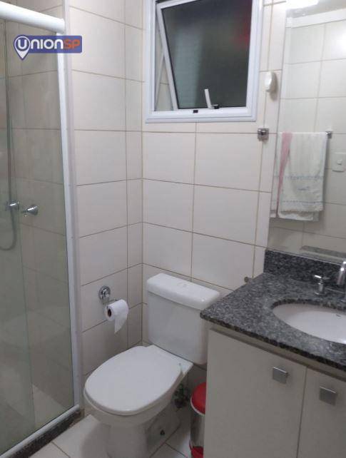 Apartamento à venda com 3 quartos, 74m² - Foto 4