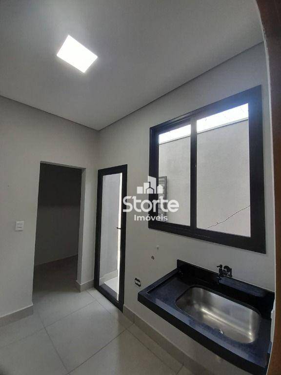 Casa à venda com 3 quartos, 150m² - Foto 13