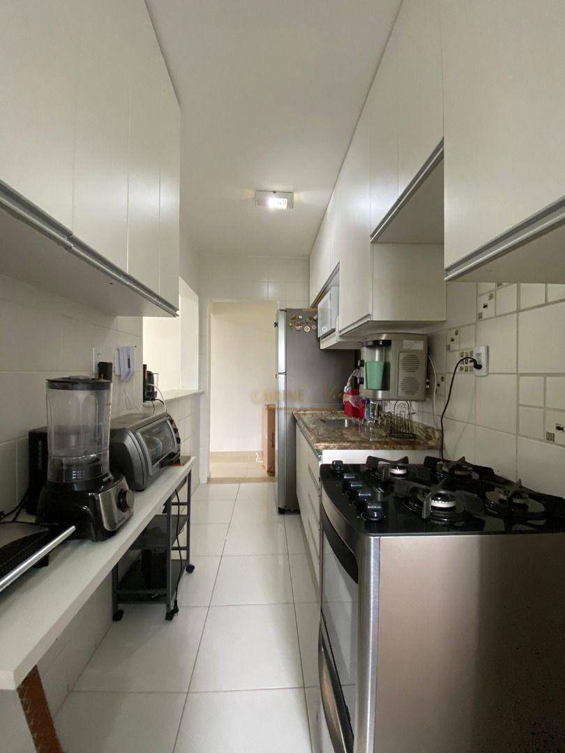 Apartamento para alugar com 2 quartos, 65m² - Foto 7