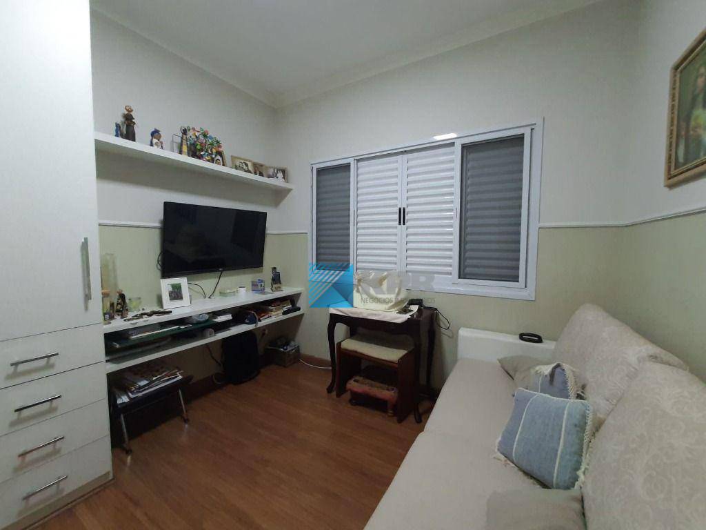 Casa de Condomínio à venda com 3 quartos, 190m² - Foto 22