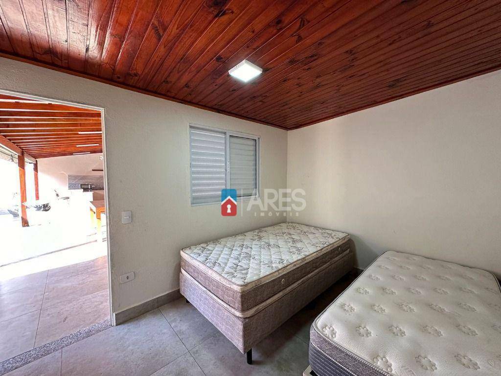 Casa à venda com 5 quartos, 300m² - Foto 27