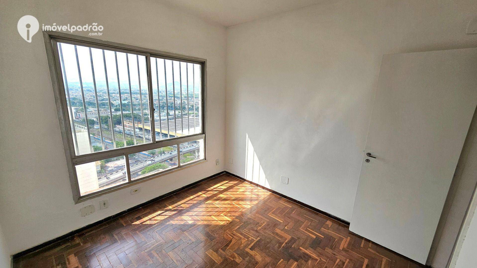 Apartamento para alugar com 3 quartos, 120m² - Foto 23