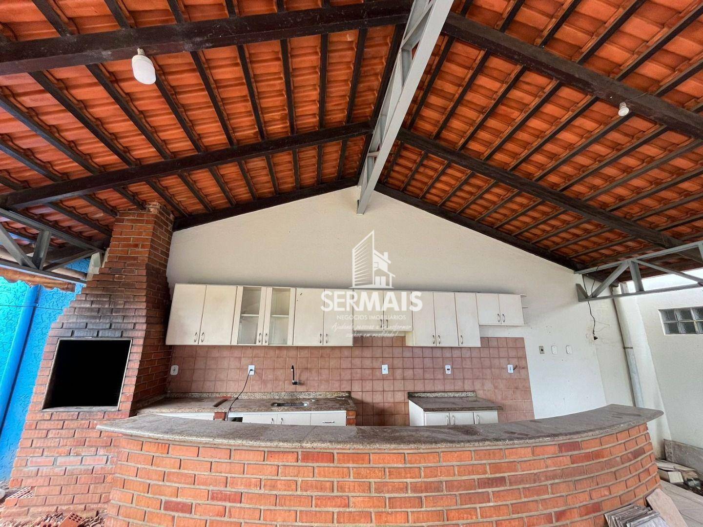 Casa para alugar com 5 quartos, 400m² - Foto 4