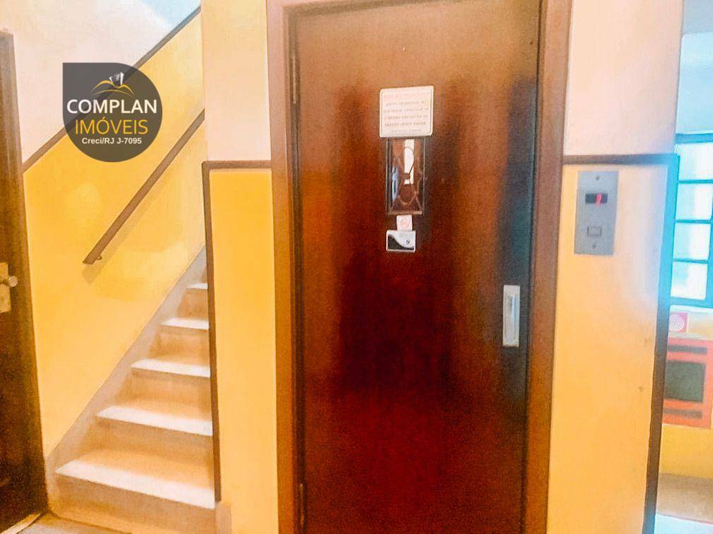 Kitnet e Studio à venda com 1 quarto, 30m² - Foto 8
