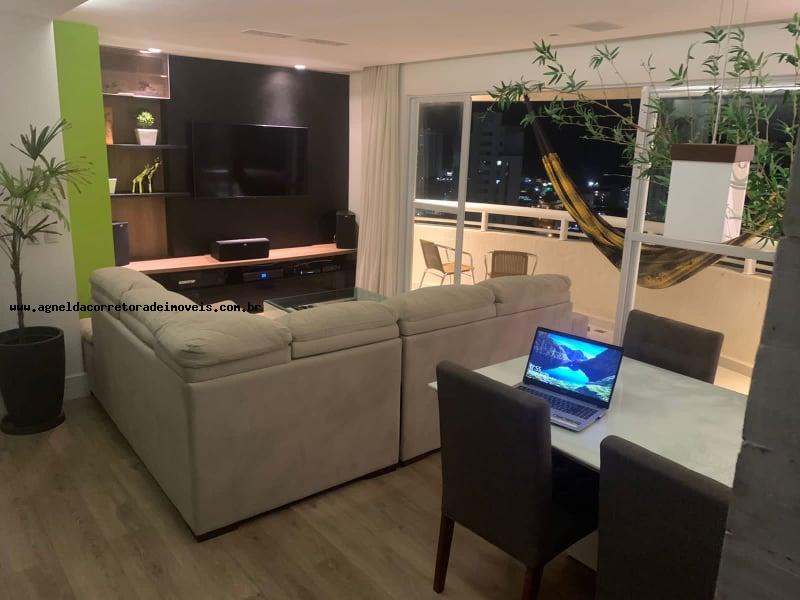 Apartamento à venda com 2 quartos, 59m² - Foto 4