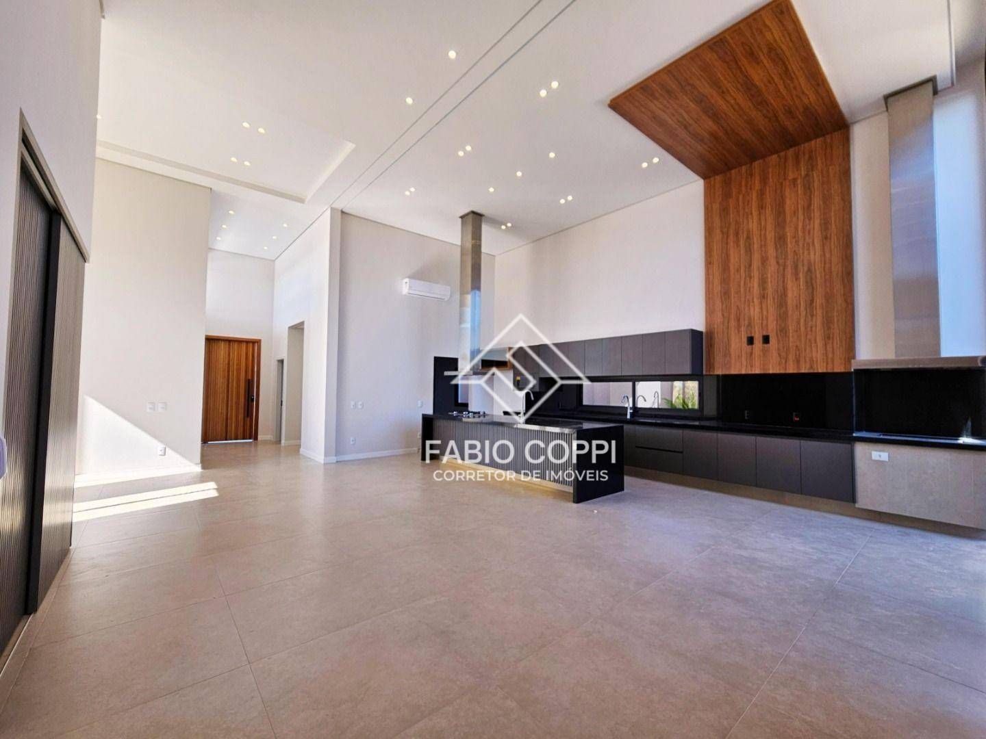 Casa de Condomínio à venda com 3 quartos, 253m² - Foto 4